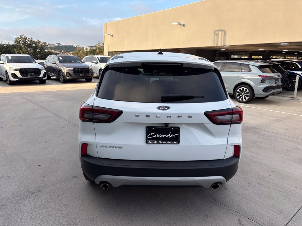 Used 2026 Ford Escape Active FWD image 10