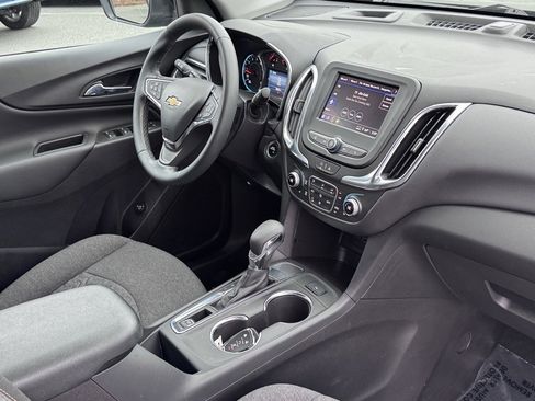Used 2024 Chevrolet Equinox LT image 10