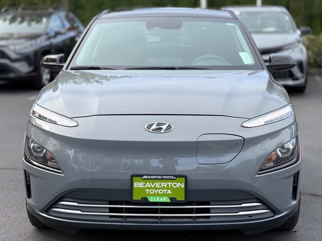 Used 2022 Hyundai Kona SEL w/ Cargo Package FWD image 8