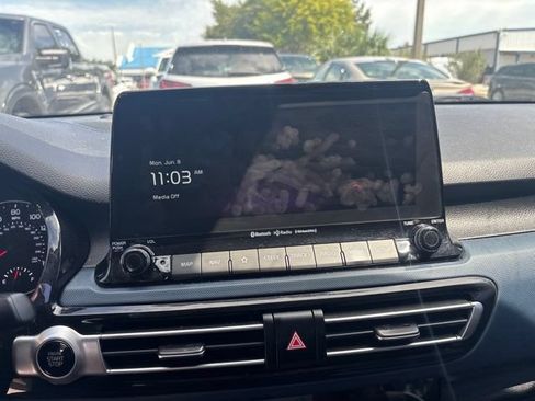 Used 2023 Kia Seltos S w/ Navigation Package FWD image 12