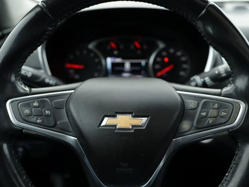 Used 2018 Chevrolet Equinox LT w/ Sun & Infotainment Package image 10