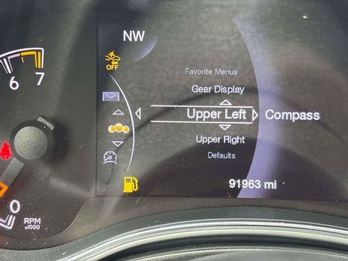 Used 2019 Jeep Grand Cherokee Summit AWD/4WD image 24