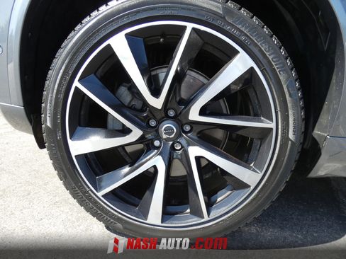Used 2019 Volvo XC90 T6 Momentum w/ Advanced Package AWD/4WD image 18
