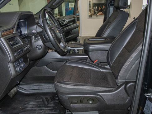 Used 2023 Chevrolet Tahoe High Country image 8