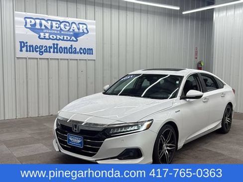 Certified 2021 Honda Accord Touring image 1