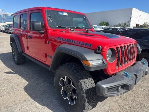 Used 2023 Jeep Wrangler Unlimited Rubicon 4xe w/ Cold Weather Group AWD/4WD image 3