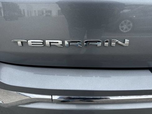 Used 2024 GMC Terrain Denali w/ Denali Premium Package AWD/4WD image 33