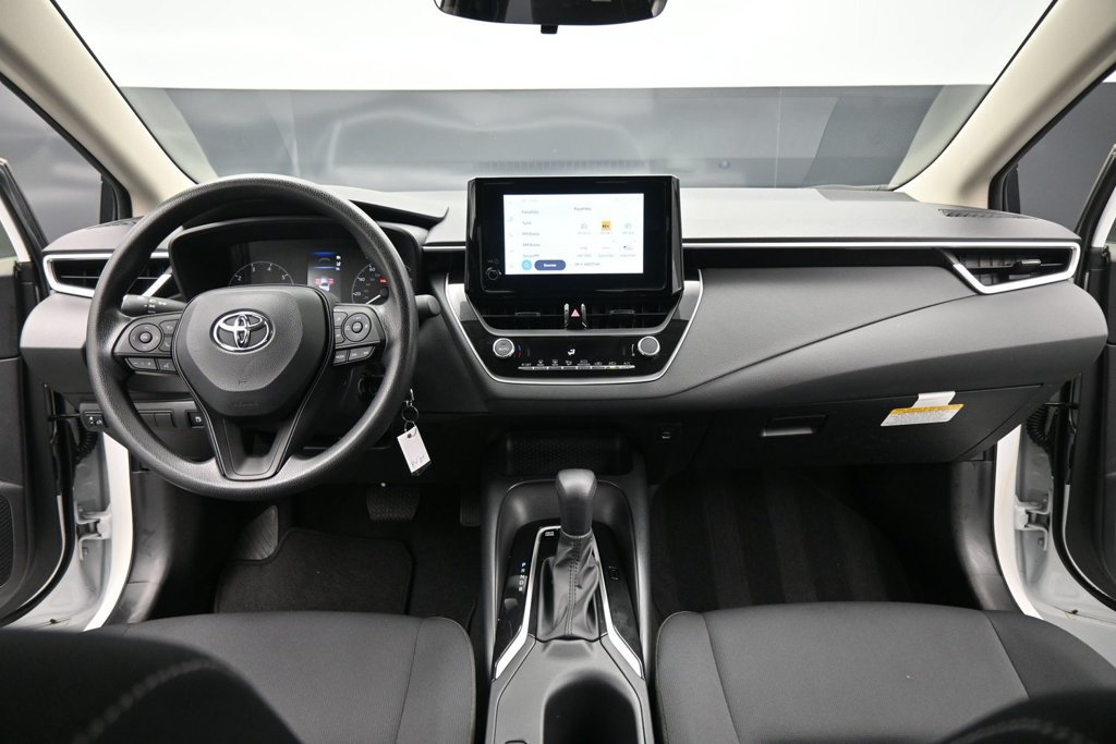 Used 2025 Toyota Corolla LE w/ Carpet Mat Package (TMS) FWD image 20