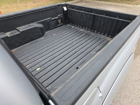 Used 2013 Toyota Tacoma PreRunner image 21