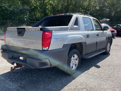 Used 2006 Chevrolet Avalanche LS image 8