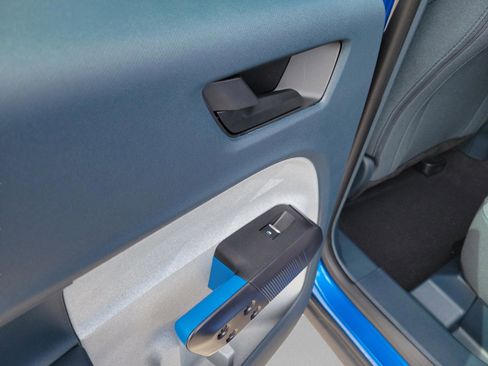 New 2026 Ford Maverick XLT w/ XLT Luxury Package image 7