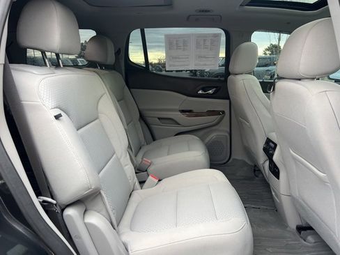 Used 2020 GMC Acadia SLE w/ Driver Convenience Package image 13