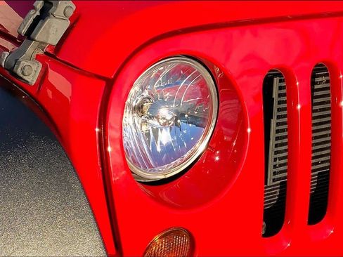 Used 2013 Jeep Wrangler Sport image 23