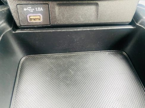 Used 2020 Honda CR-V LX image 17