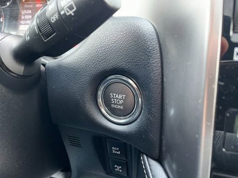 Used 2023 Lexus GX 460 Premium image 21