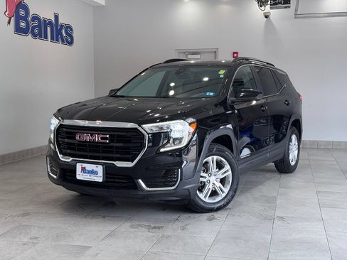Certified 2022 GMC Terrain SLE w/ Driver Convenience Package AWD/4WD image 2