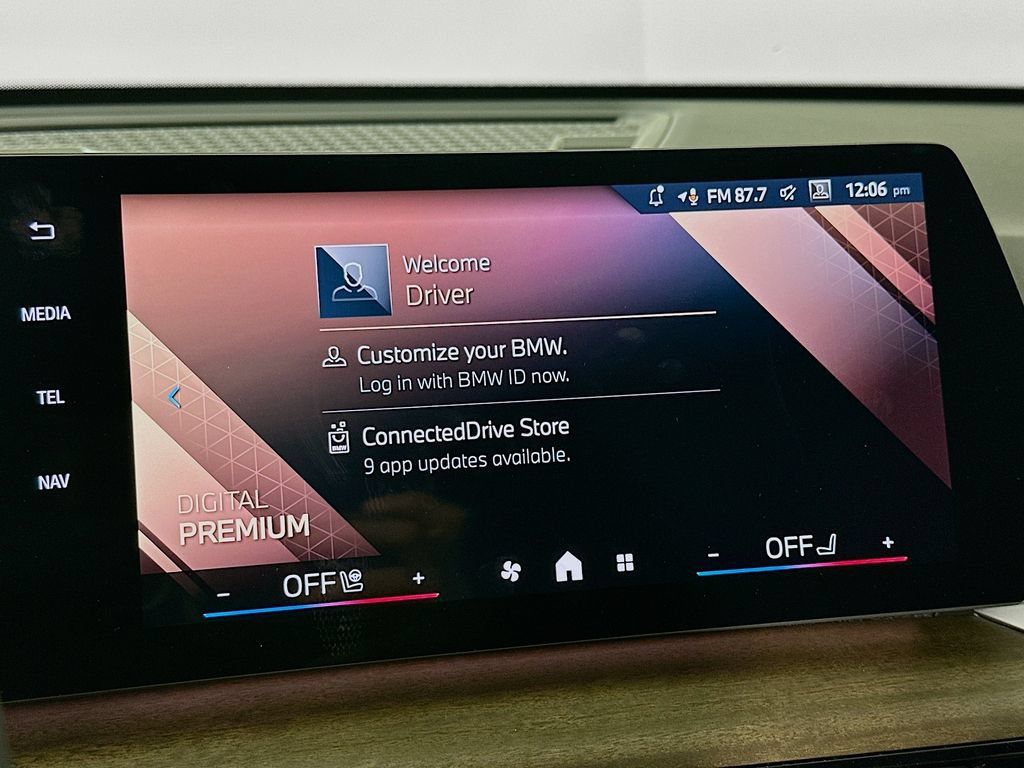 Used 2026 BMW X1 xDrive28i w/ Technology Package AWD/4WD image 18