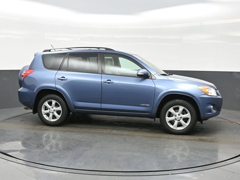 Used 2011 Toyota RAV4 Limited image 7