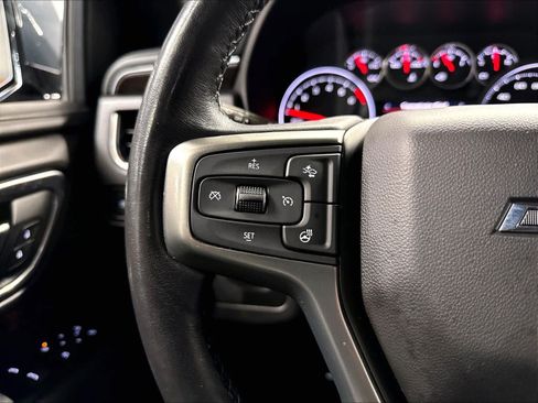 Used 2021 Chevrolet Tahoe Z71 w/ Luxury Package AWD/4WD image 20