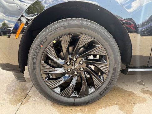 New 2026 Lincoln Navigator L Reserve AWD/4WD image 11