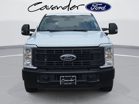 New 2026 Ford F350 XL w/ XL Driver Assist Package RWD image 2
