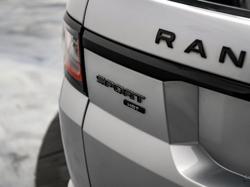 Used 2021 Land Rover Range Rover Sport HST image 30