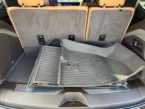 Certified 2025 Cadillac Escalade Premium Luxury w/ Touring Package image 21