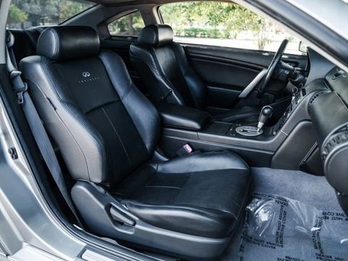Used 2004 INFINITI G35 Coupe w/ Premium Pkg image 70