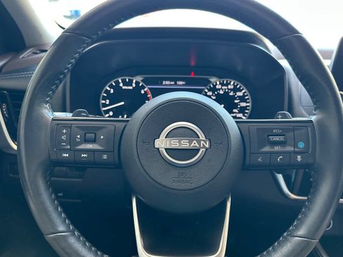 Used 2023 Nissan Rogue SL FWD image 23