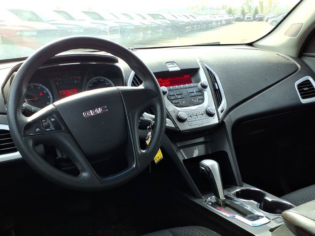 Used 2011 GMC Terrain SLE AWD/4WD image 8
