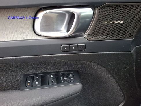 Certified 2023 Volvo XC40 B5 Plus w/ Climate Package image 15