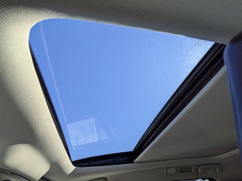 New 2025 Nissan Pathfinder Platinum image 23