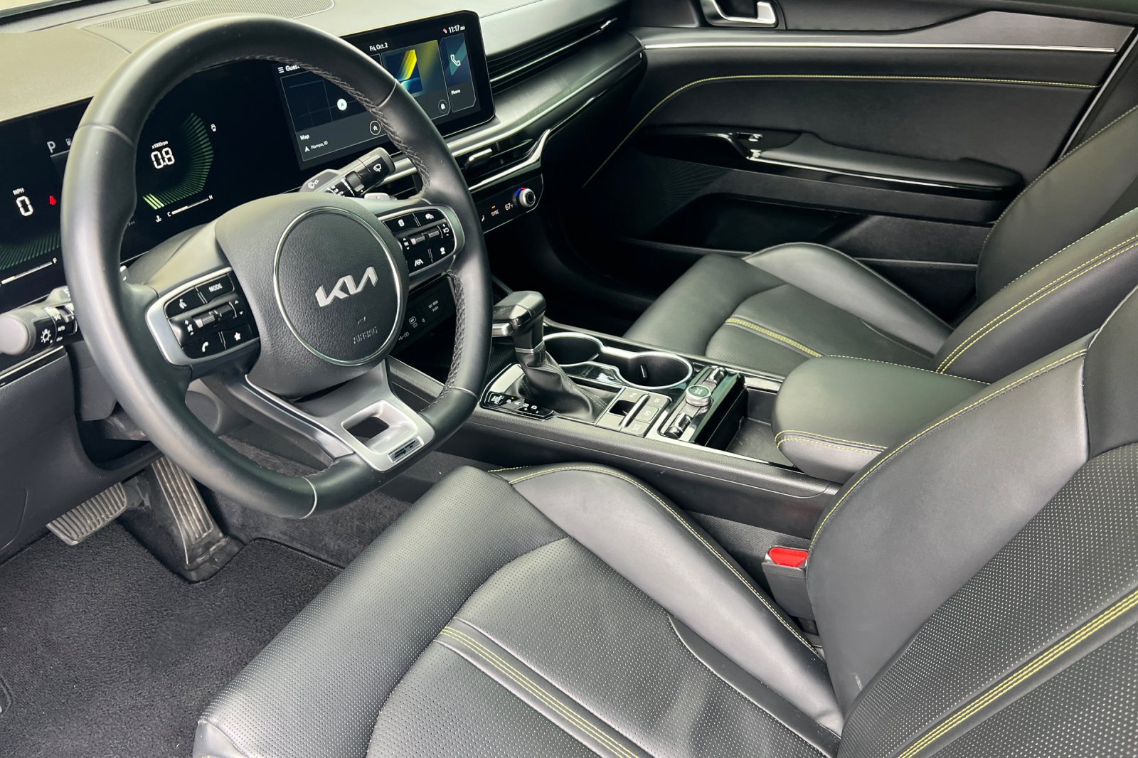 Used 2026 Kia K5 GT FWD image 4