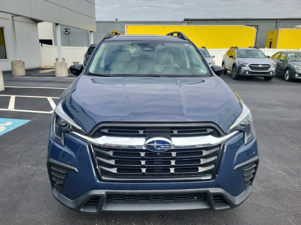 Used 2024 Subaru Ascent Limited w/ Technology Package AWD/4WD image 7