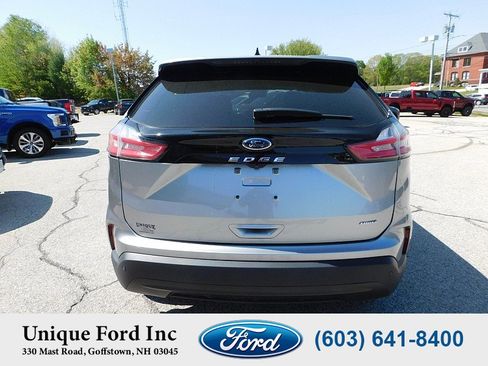 Used 2021 Ford Edge SE image 8
