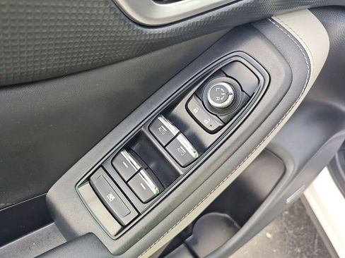 Used 2023 Subaru Forester Limited AWD/4WD image 11