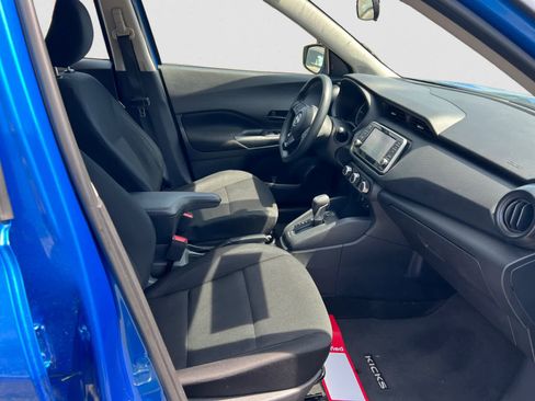 Certified 2024 Nissan Kicks S image 11