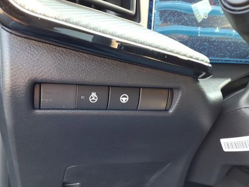 New 2026 Nissan Kicks SR w/ SR Premium Package image 21