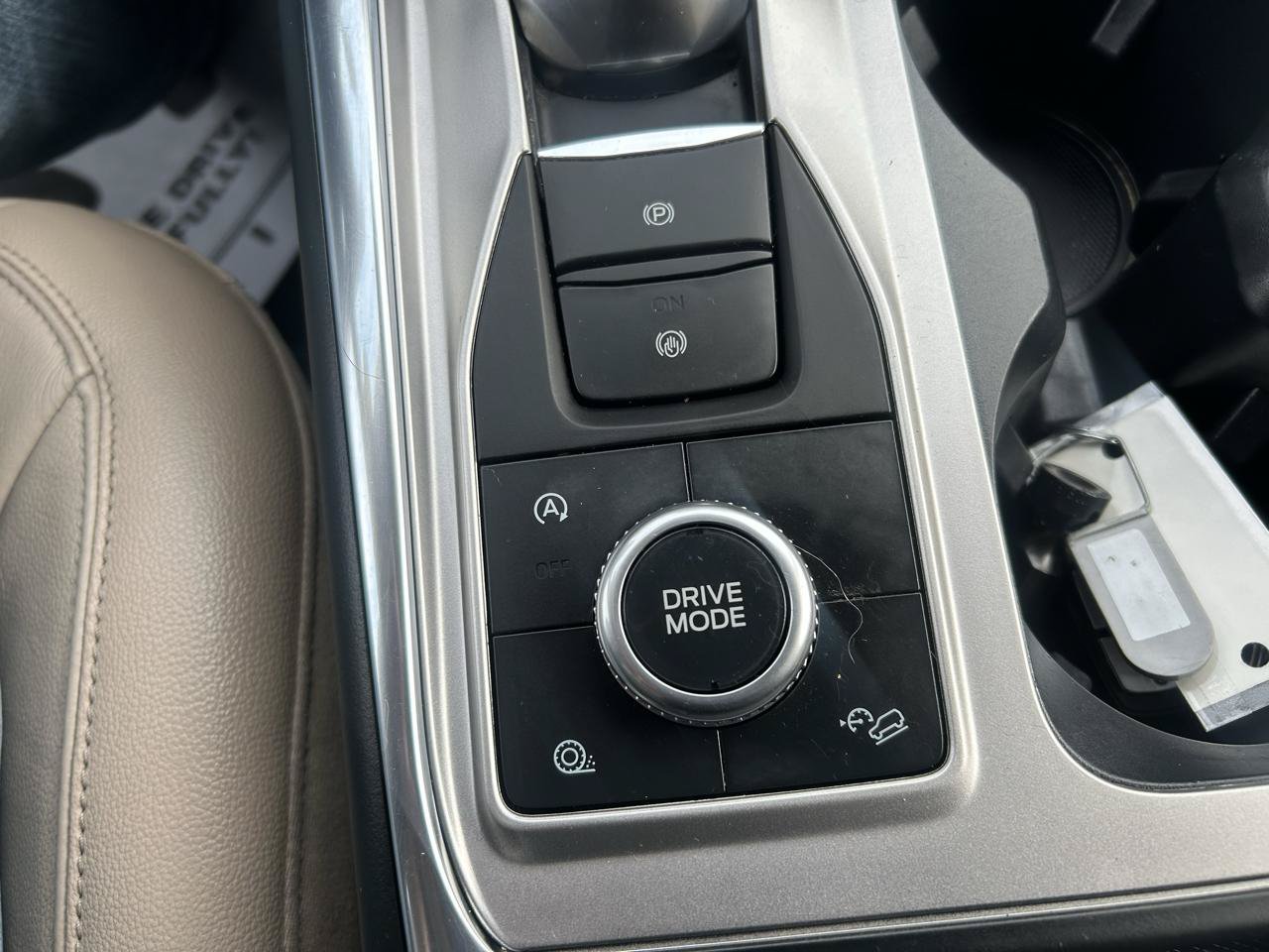 Used 2020 Ford Explorer Limited AWD/4WD image 28