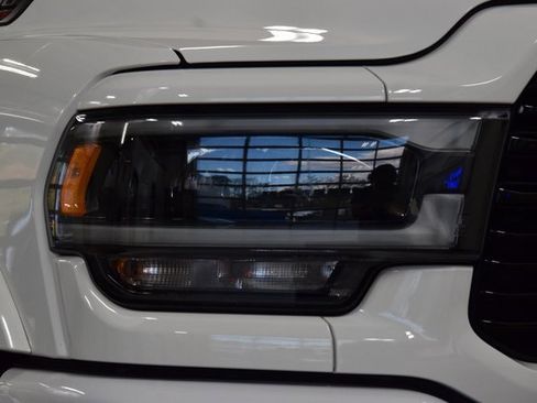 Used 2022 RAM 2500 Laramie image 10