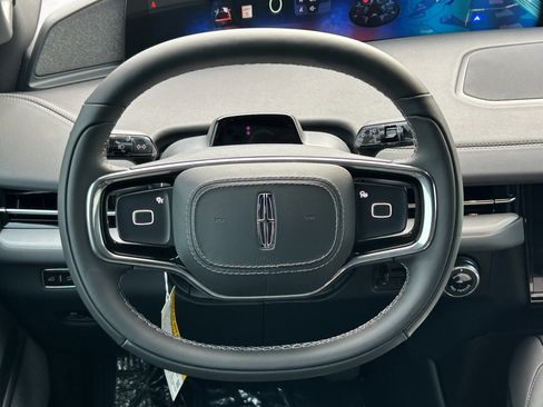 New 2025 Lincoln Navigator L Reserve w/ Jet Appearance Package AWD/4WD image 11