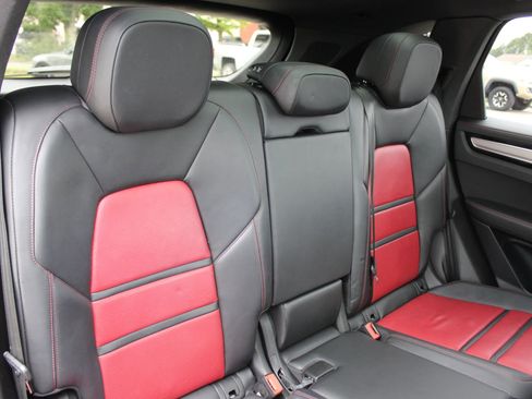 Used 2019 Porsche Cayenne AWD/4WD image 26