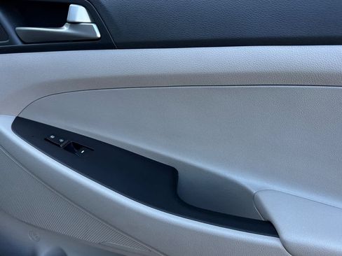 Used 2018 Hyundai Tucson Value image 18