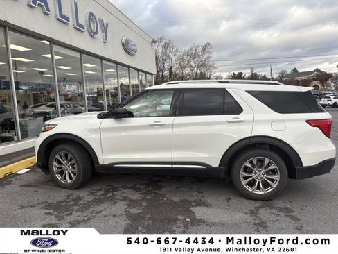 Certified 2023 Ford Explorer Limited w/ Limited Technology Package image 1