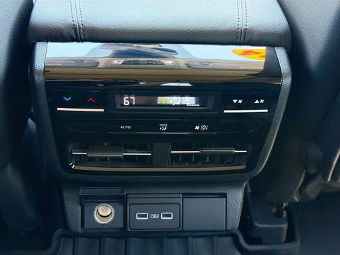 Used 2024 Acura MDX FWD image 22