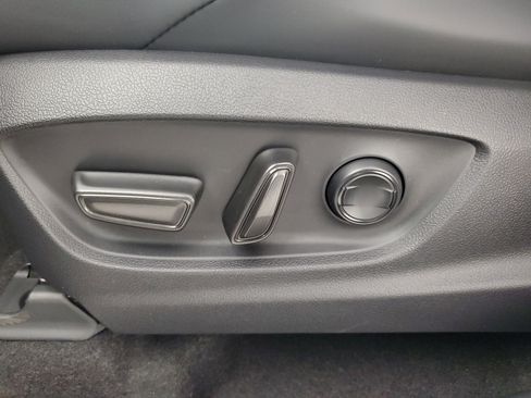 New 2026 Subaru Solterra Limited XT image 30