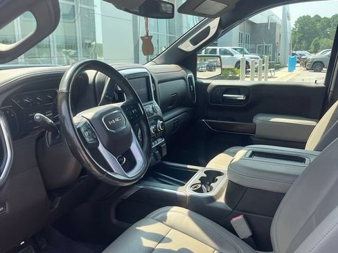 Used 2019 GMC Sierra 1500 SLT w/ SLT Premium Plus Package AWD/4WD image 9