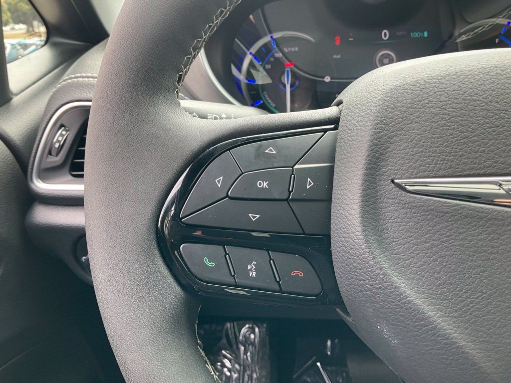 Used 2023 Chrysler Pacifica Limited w/ S Appearance Package FWD image 40