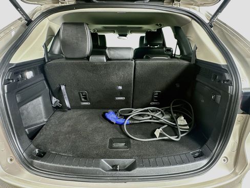 Used 2025 MAZDA CX-90 Plug-In Hybrid w/ Preferred AWD/4WD image 30