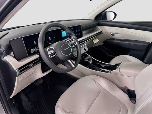 New 2026 Hyundai Tucson SEL FWD image 9